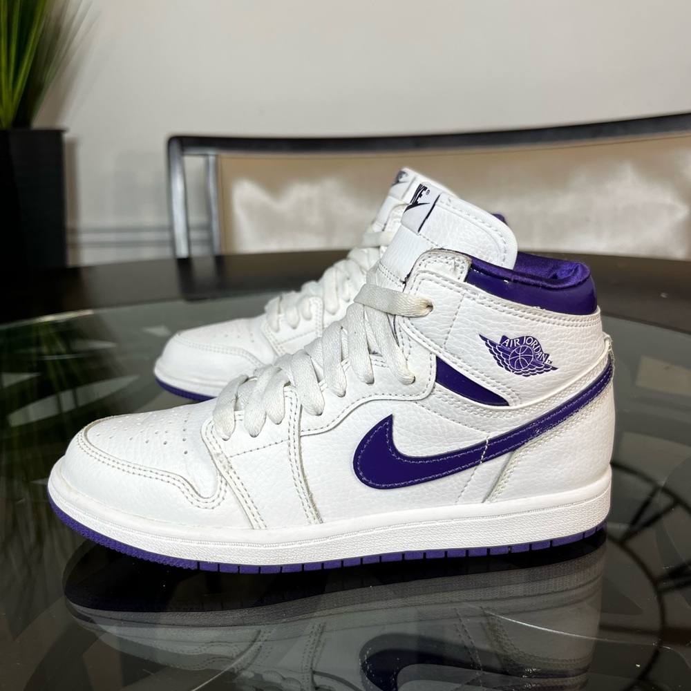 Nike Air Jordan 1 High Court Purple Sz 3Y